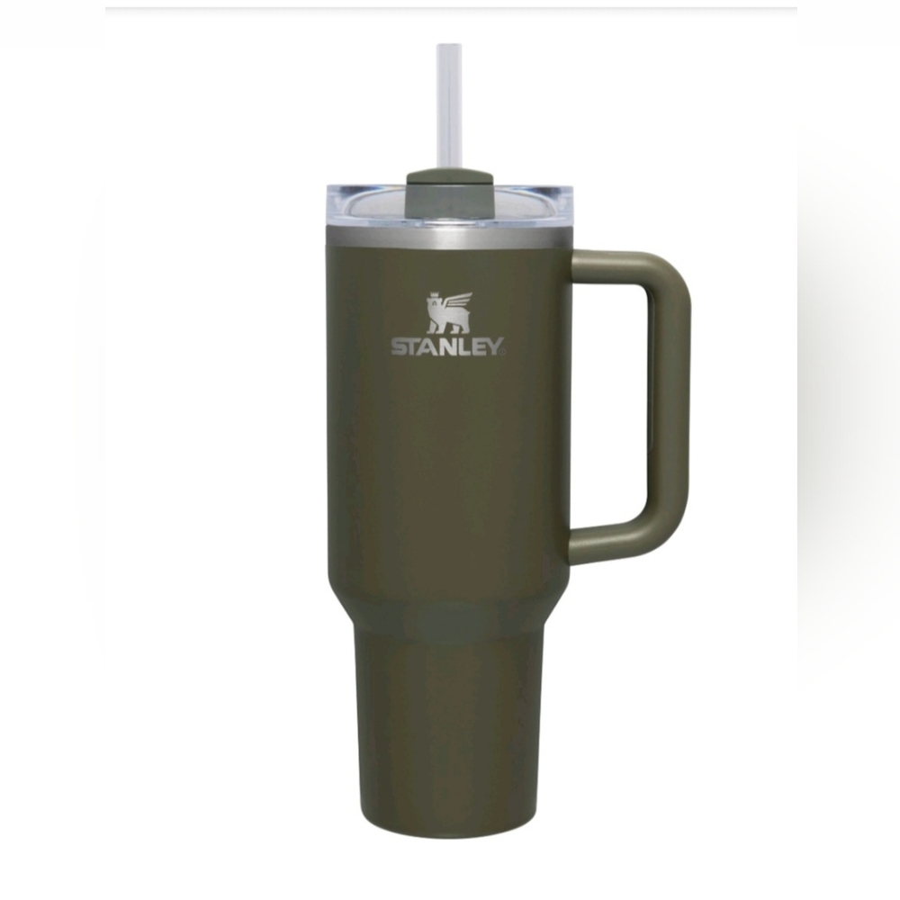 Hearth and Hand Stanley tumbler in Peet Moss